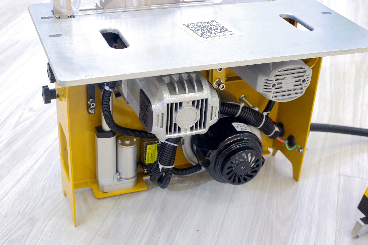 【Factory Price】Horizontal Styl - Woodworking Machinery recension och pris