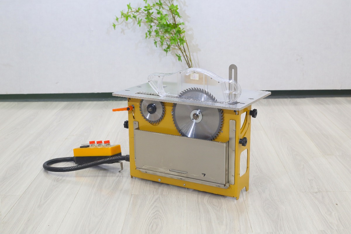 【Factory Price】Horizontal Styl - Woodworking Machinery recension och pris