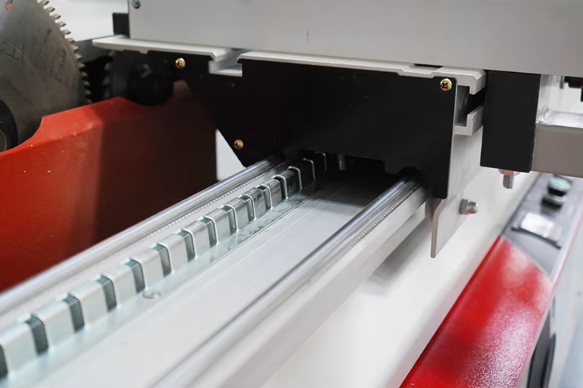 【specialized】SIGN Sliding Tabl - Woodworking Machinery recension och pris